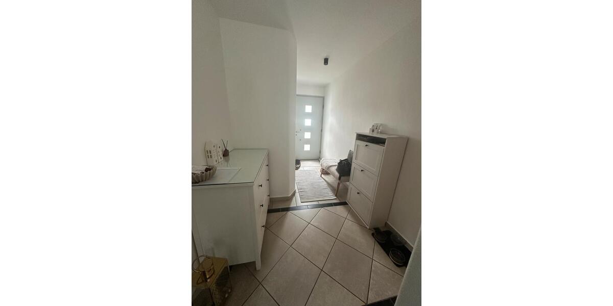 Etagenwohnung Wiesentheid - 4 Zimmer, 110 m&sup2;, 990&euro; | Angebot:26034272