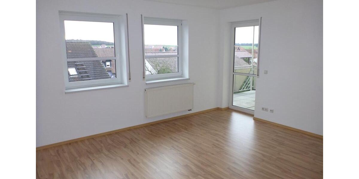 Etagenwohnung Üchtelhausen - 4 Zimmer, 130 m&sup2;, 860&euro; | Angebot:25944310