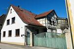 Einfamilienhaus Hofheim - 9 Zimmer, 200 m&sup2;, 270.000&euro; | Angebot:26930429
