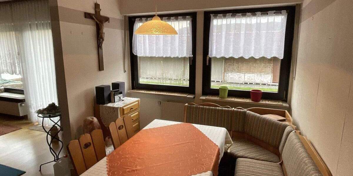 Einfamilienhaus Nüdlingen - 5 Zimmer, 128 m&sup2;, 285.000&euro; | Angebot:25668471