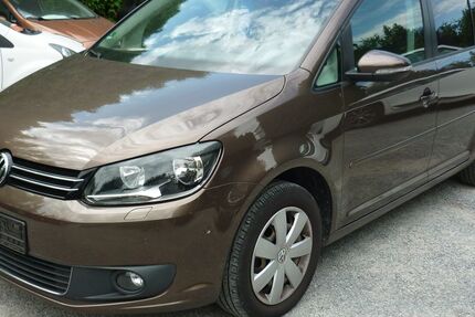 VW Touran 121.800 km 12.300 &euro; Estenfeld bei Würzburg 97230