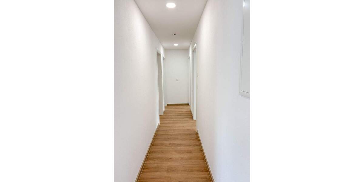 Etagenwohnung Estenfeld - 3 Zimmer, 103 m&sup2;, 1.235&euro; | Angebot:25731313
