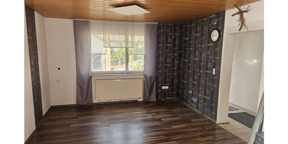Doppelhaushälfte Burkardroth Katzenbach - 6 Zimmer, 124 m&sup2;, 145.000&euro; | Angebot:26595186