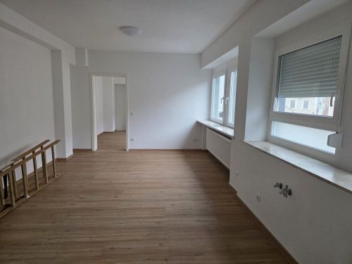 2-Zimmer-Appartement in 97421 Schweinfurt (ID 10559) - Etagenwohnung Schweinfurt Schweinfurt | Angebot:25151605