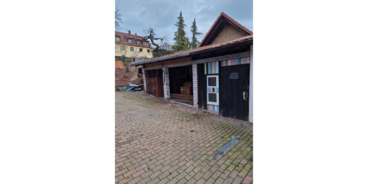 Einfamilienhaus Niederwerrn - 6 Zimmer, 129 m&sup2;, 250.000&euro; | Angebot:25664866