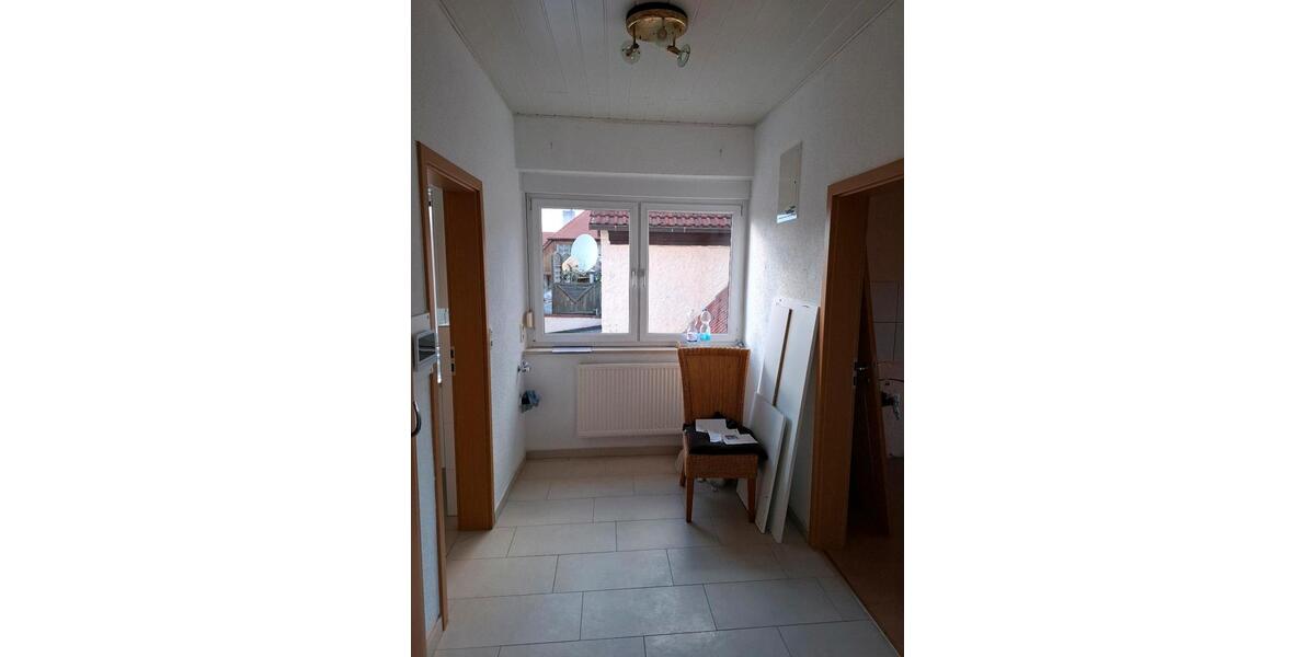 Etagenwohnung Sand am Main - 5 Zimmer, 128 m&sup2;, 1.450&euro; | Angebot:25945284