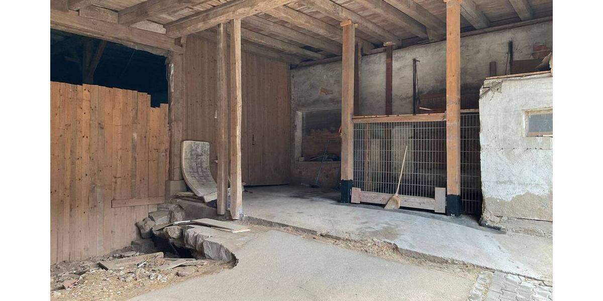 Mehrfamilienhaus, Wohnhaus Bundorf - 9 Zimmer, 200 m&sup2;, 149.000&euro; | Angebot:25733248