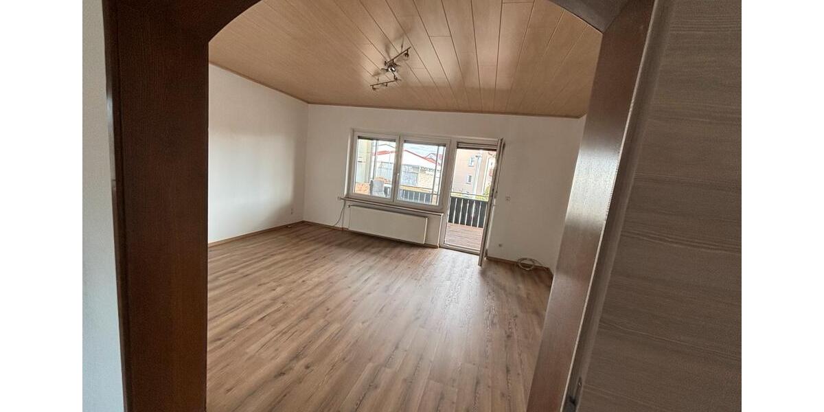 Etagenwohnung Haßfurt - 3 Zimmer, 77 m&sup2;, 750&euro; | Angebot:25993789