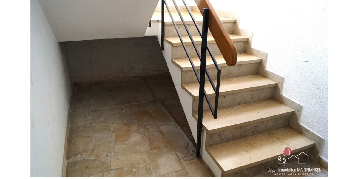 Mehrfamilienhaus, Wohnhaus Gochsheim - 8 Zimmer, 170 m&sup2;, 359.000&euro; | Angebot:25862489