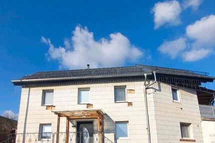 Haus Gädheim - 7.5 Zimmer, 150 m&sup2;, 185.000&euro; | Angebot:25299516