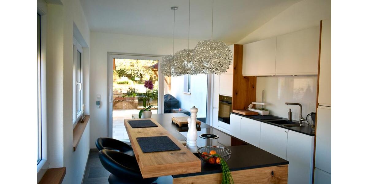 Mehrfamilienhaus, Wohnhaus Poppenhausen - 11 Zimmer, 266 m&sup2;, 599.000&euro; | Angebot:25829907