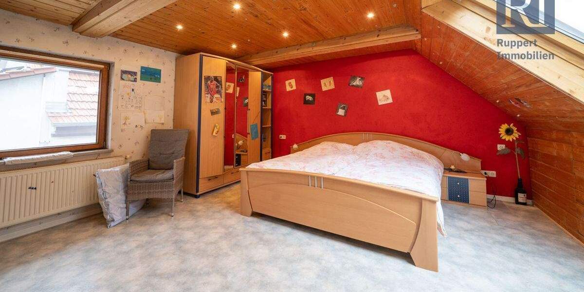 Reihenmittelhaus Kolitzheim Zeilitzheim - 4 Zimmer, 130 m&sup2;, 239.000&euro; | Angebot:25878469