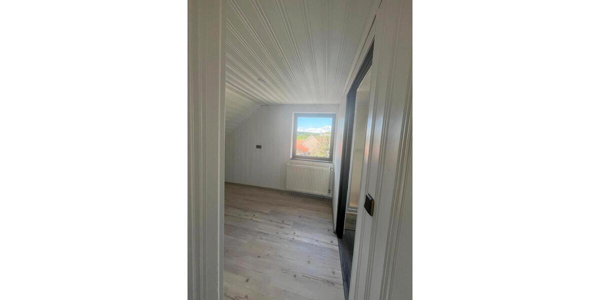 Maisonettenwohnung Oberthulba - 5 Zimmer, 100 m&sup2;, 750&euro; | Angebot:25319218