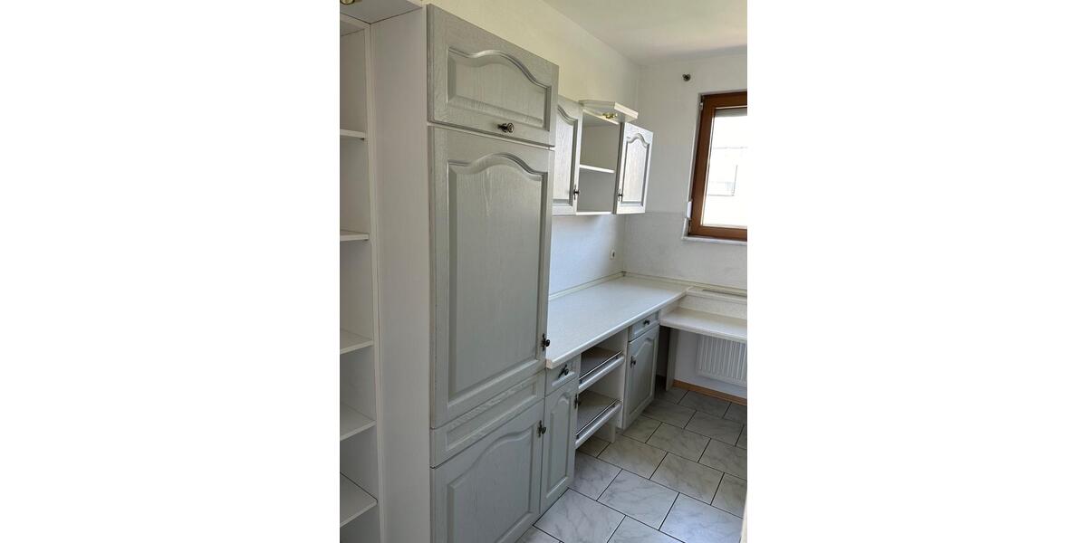 Dachgeschoßwohnung Hohenroth - 3 Zimmer, 102 m&sup2;, 750&euro; | Angebot:25641053