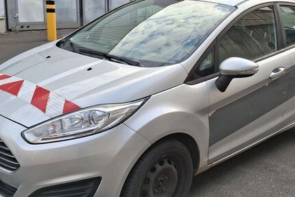 Ford Fiesta 135.700 km 3.950 &euro; Niederlauer 97618