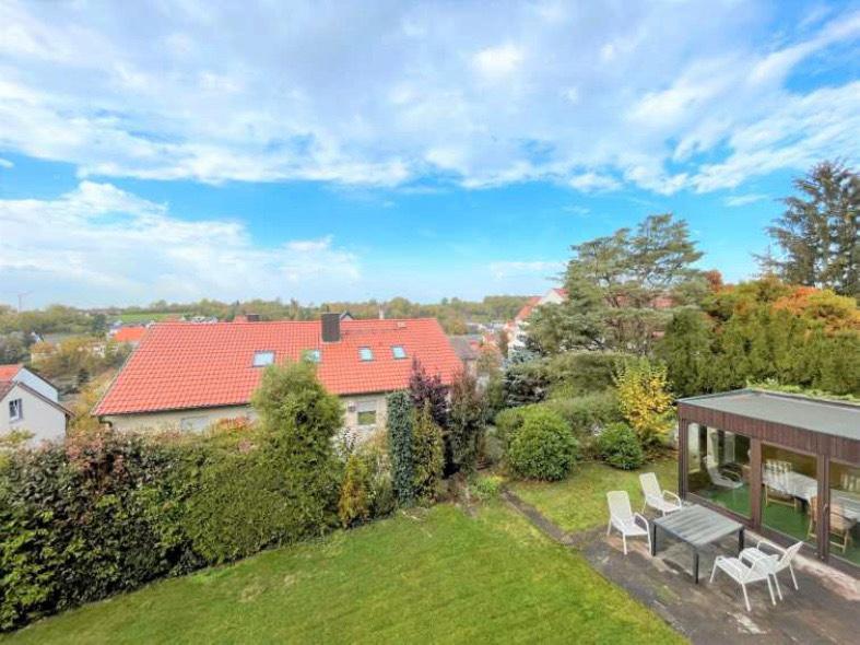 Einfamilienhaus Dittelbrunn - 7 Zimmer, 220 m&sup2;, 875.000&euro; | Angebot:26943854