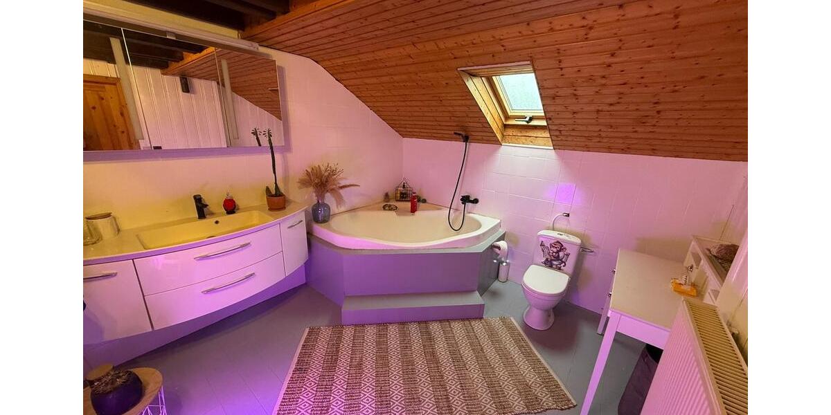 Einfamilienhaus Donnersdorf - 8 Zimmer, 309 m&sup2;, 490.000&euro; | Angebot:25830954