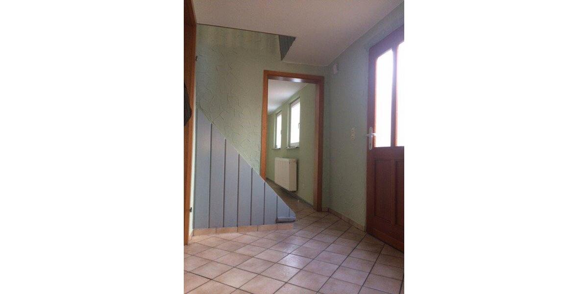 Doppelhaushälfte Bad Kissingen - 8 Zimmer, 150 m&sup2;, 145.000&euro; | Angebot:27083667