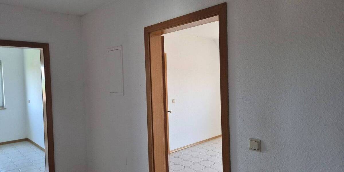 Etagenwohnung Oberthulba - 2 Zimmer, 68 m&sup2;, 590&euro; | Angebot:26919840