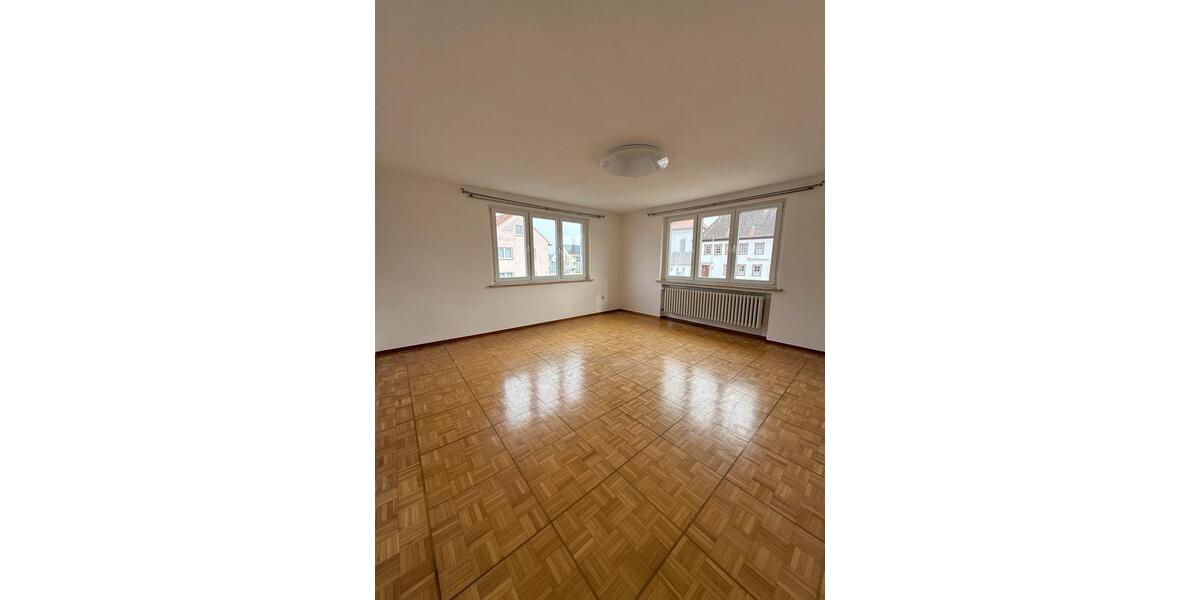 Einfamilienhaus Donnersdorf - 9 Zimmer, 186 m&sup2;, 1.390&euro; | Angebot:25948214