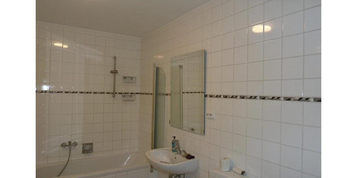 Etagenwohnung Volkach - 3 Zimmer, 105 m&sup2;, 1.000&euro; | Angebot:25282309