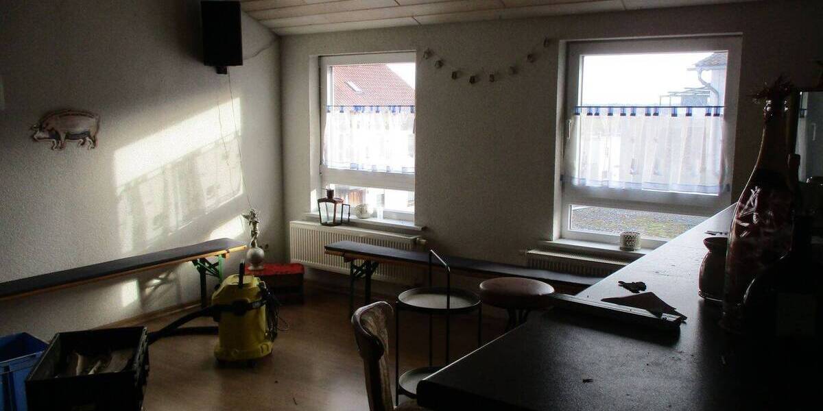 Mehrfamilienhaus, Wohnhaus Bergrheinfeld - 1 Zimmer, 176 m&sup2;, 550.000&euro; | Angebot:26015384