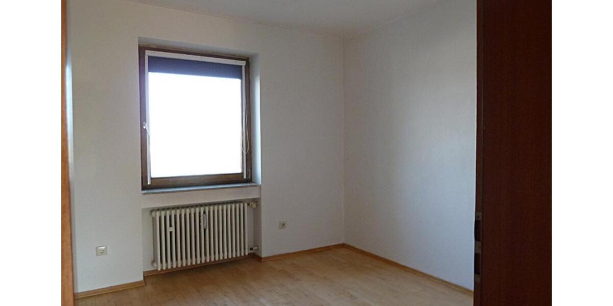 Etagenwohnung Volkach - 3 Zimmer, 105 m&sup2;, 1.000&euro; | Angebot:25282309