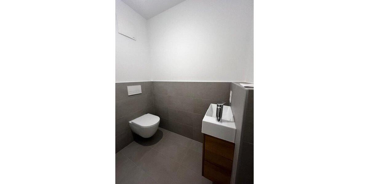 Erdgeschoßwohnung Schweinfurt Bellevue - 4 Zimmer, 103 m&sup2;, 1.395&euro; | Angebot:26661519