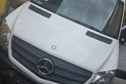 Mercedes-Benz Andere 338.000 km 12.500 &euro; Königsberg i.B. 97486