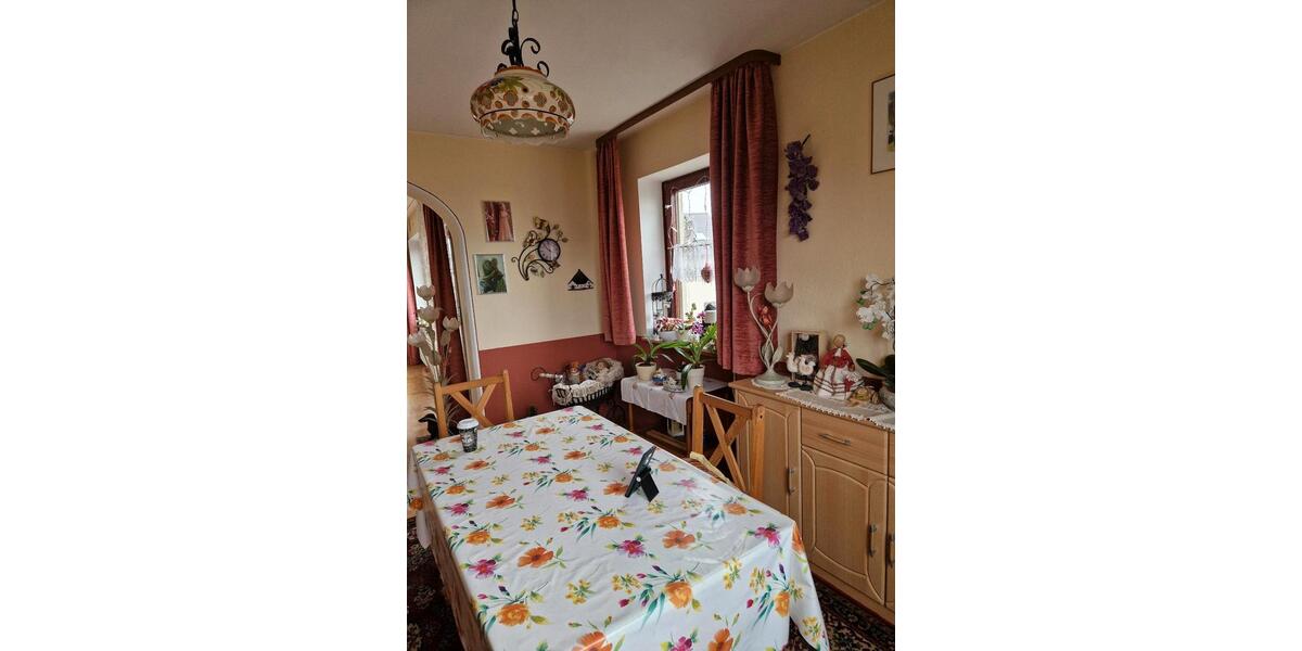 Etagenwohnung Oerlenbach - 4.5 Zimmer, 108 m&sup2;, 800&euro; | Angebot:25305096