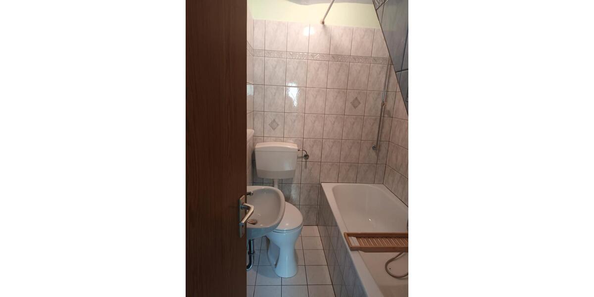 Einfamilienhaus Röthlein - 2 Zimmer, 58 m&sup2;, 425&euro; | Angebot:26645626