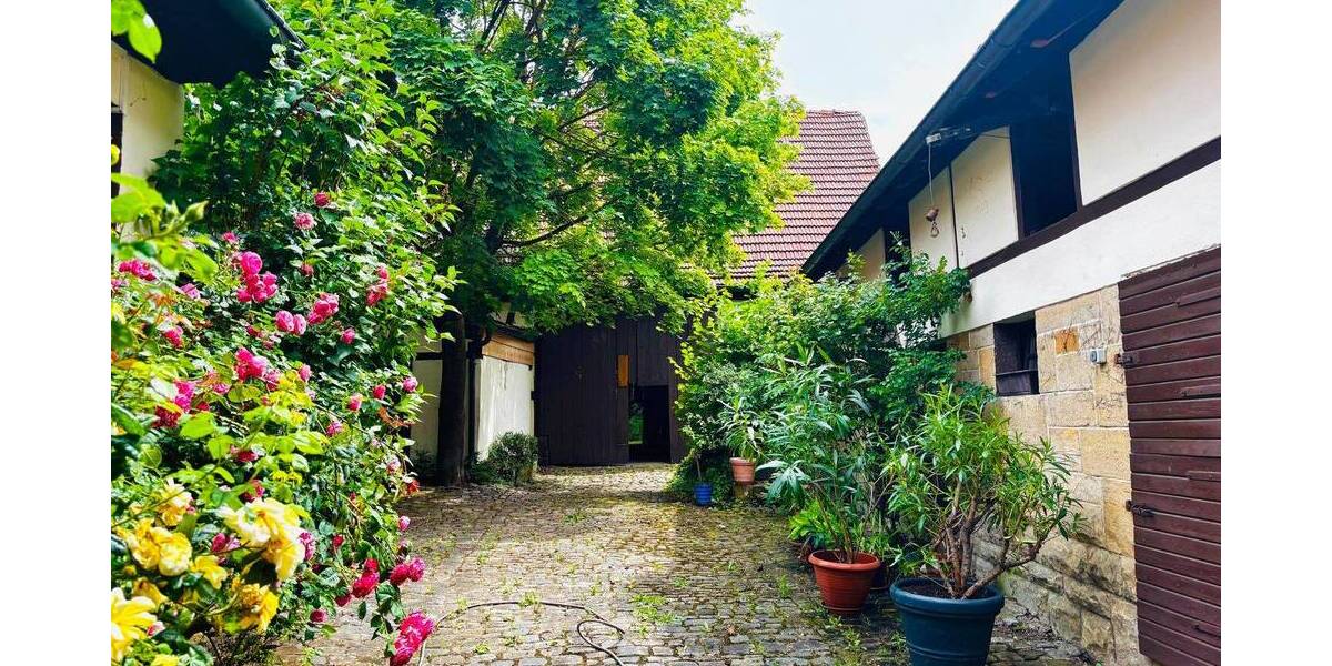 Einfamilienhaus Hofheim - 1 Zimmer, 280 m&sup2;, 340.000&euro; | Angebot:26930536