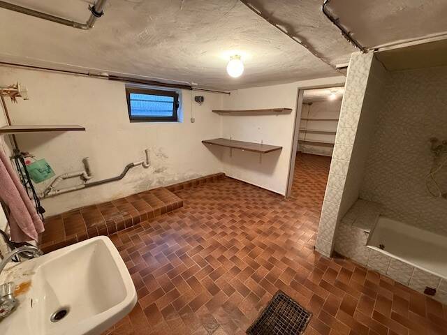 Einfamilienhaus Volkach Eichfeld - 6 Zimmer, 160 m&sup2;, 1.450&euro; | Angebot:26273088