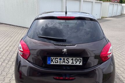 Peugeot 208 167.000 km 4.600 &euro; Bad Kissingen 97688