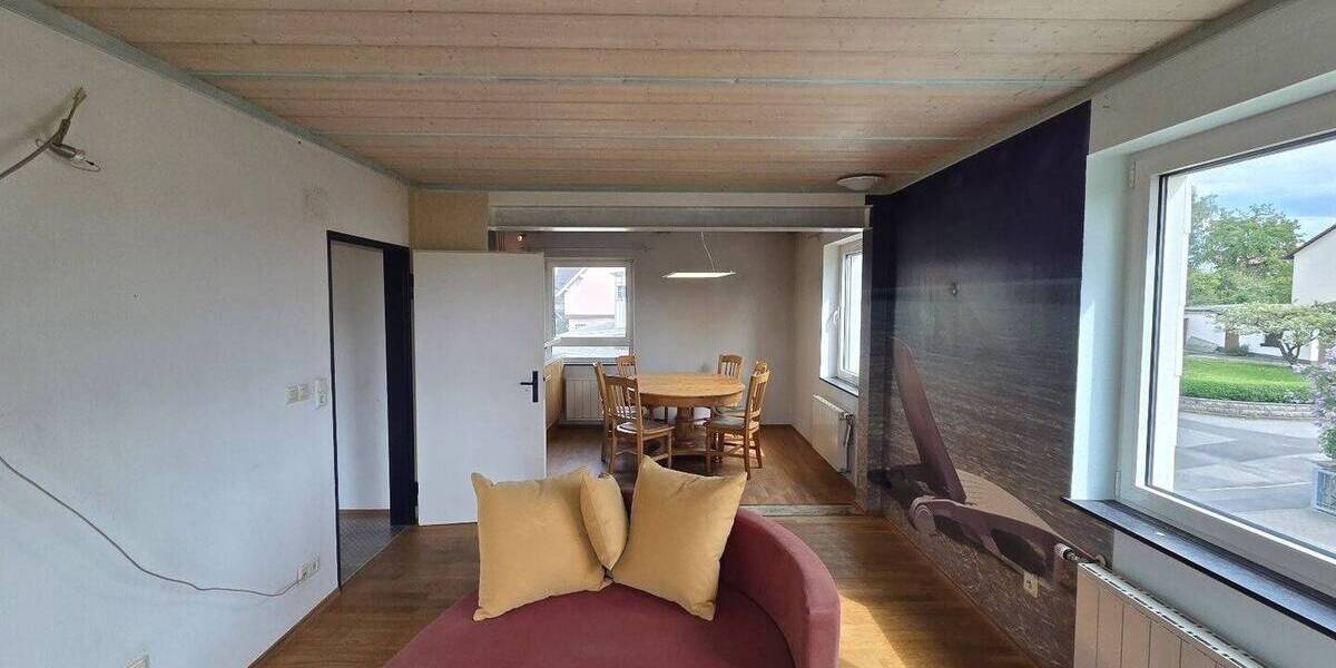 Mehrfamilienhaus, Wohnhaus Hofheim - 7 Zimmer, 150 m&sup2;, 265.000&euro; | Angebot:26930532