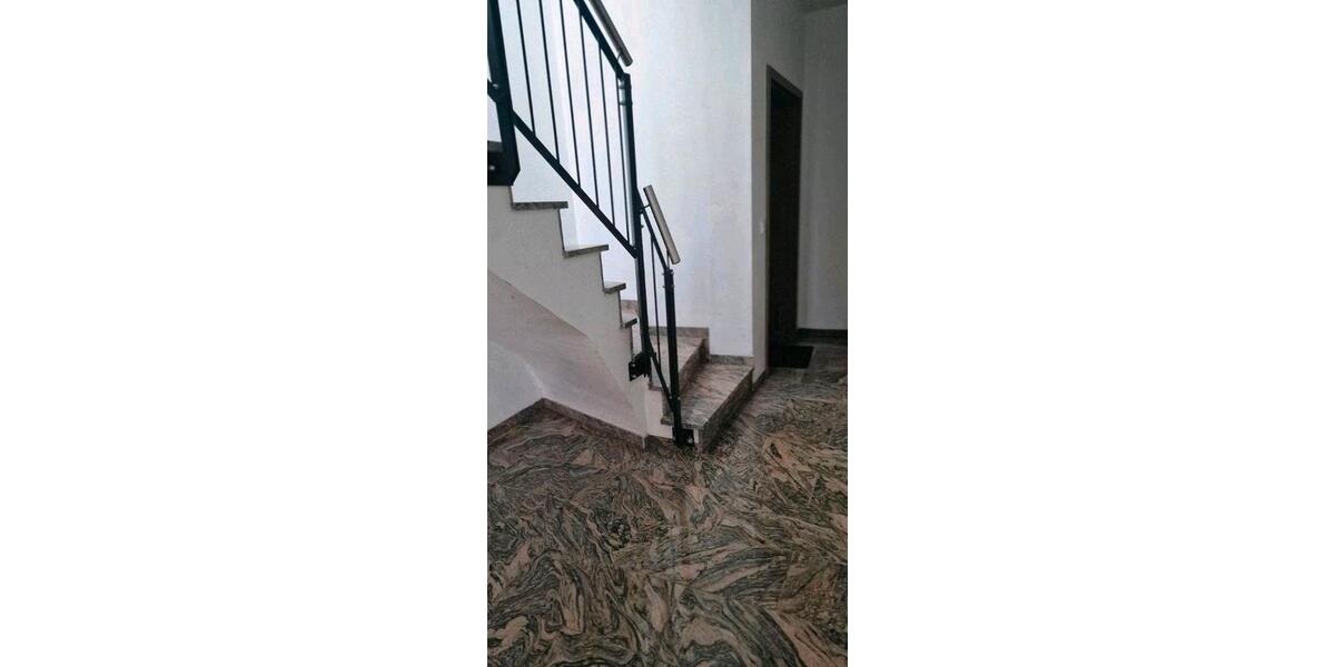 Erdgeschoßwohnung Sennfeld - 2 Zimmer, 79 m&sup2;, 315.000&euro; | Angebot:26697408