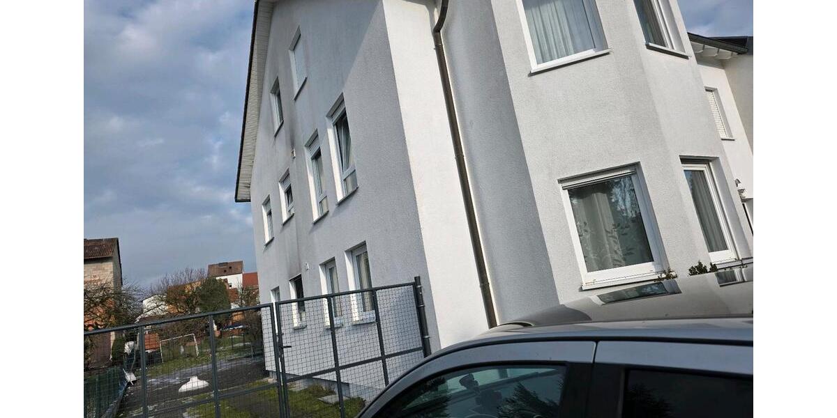 Mehrfamilienhaus, Wohnhaus Niederwerrn - 12 Zimmer, 380 m&sup2;, 800.000&euro; | Angebot:24514272