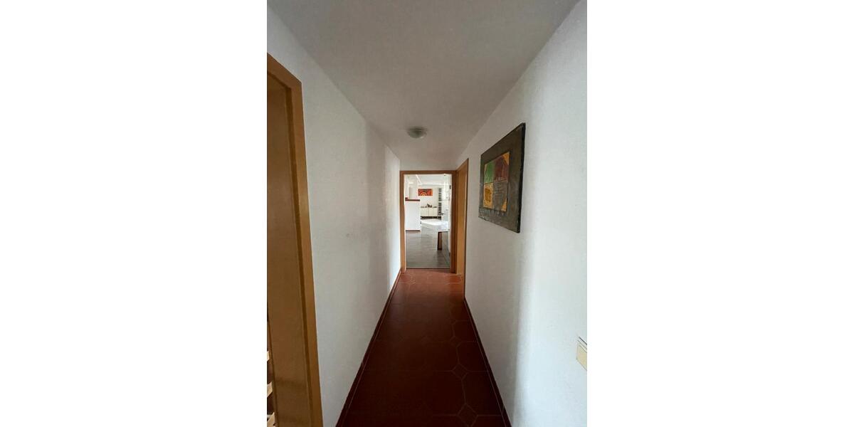 Dachgeschoßwohnung Haßfurt - 3 Zimmer, 120 m&sup2;, 800&euro; | Angebot:25449945