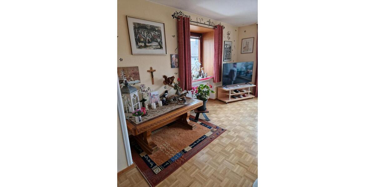 Etagenwohnung Oerlenbach - 4.5 Zimmer, 108 m&sup2;, 800&euro; | Angebot:25305096