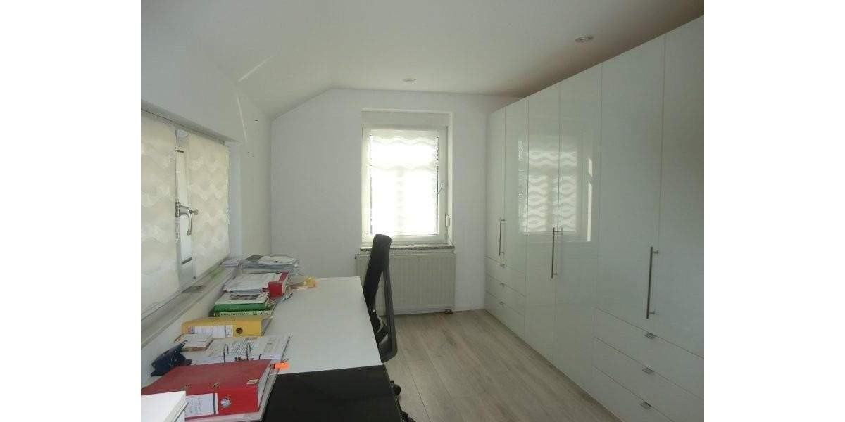 Reihenendhaus Niederwerrn - 3 Zimmer, 150 m&sup2;, 398.000&euro; | Angebot:25909017