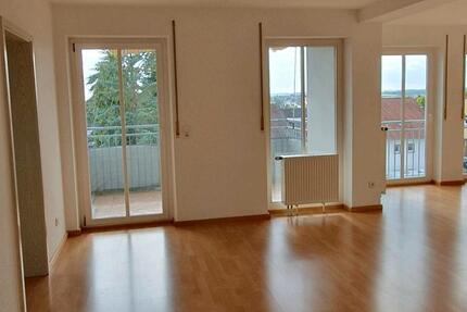 Wohnung Schweinfurt Haardt - 3 Zimmer, 97 m&sup2;, 850&euro; | Angebot:25394497