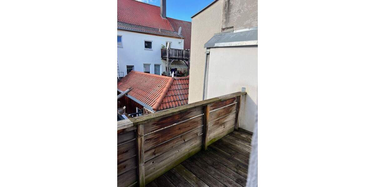 Etagenwohnung Schweinfurt Altstadt - 2 Zimmer, 84 m&sup2;, 780&euro; | Angebot:25707713