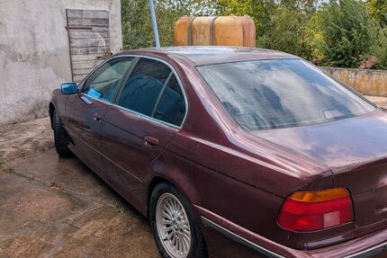 BMW 535 189.000 km 2.800 &euro; Strahlungen 97618