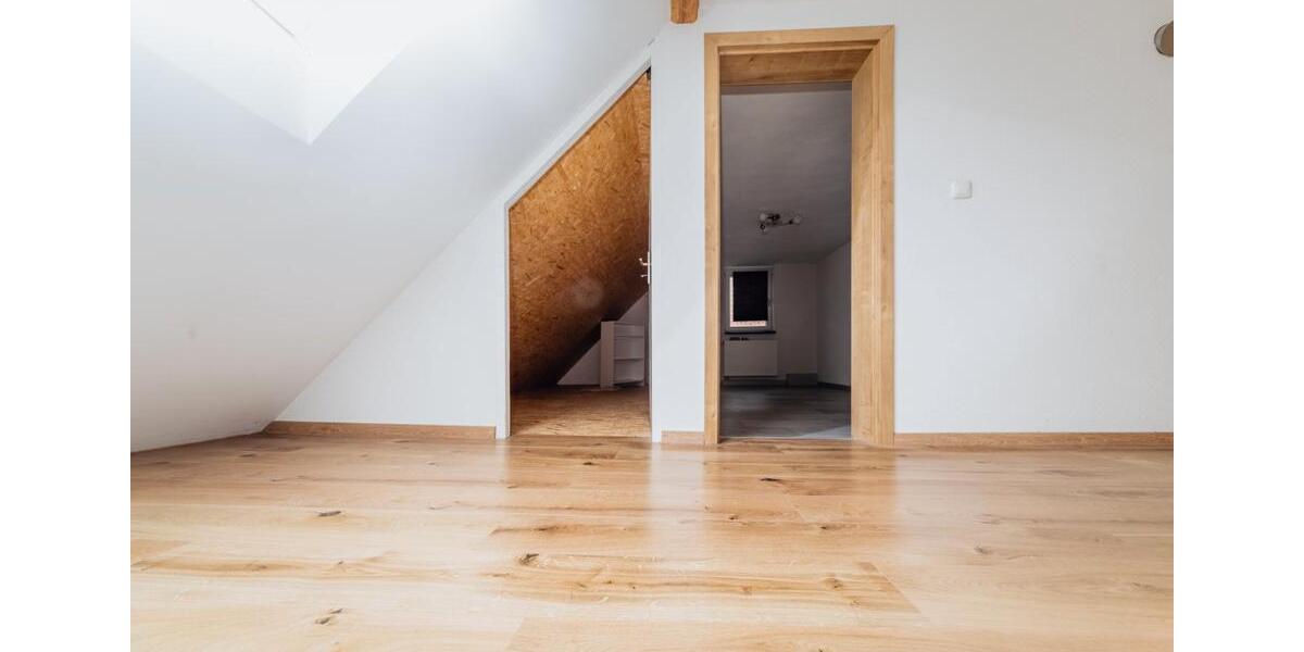 Einfamilienhaus Hohenroth - 6 Zimmer, 100 m&sup2;, 299.000&euro; | Angebot:26885769