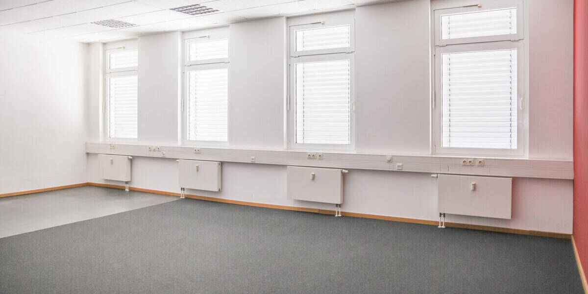 Gewerbeobjekt Schweinfurt Innenstadt - 3 Zimmer, 182 m&sup2;, 1.456&euro; | Angebot:26642638