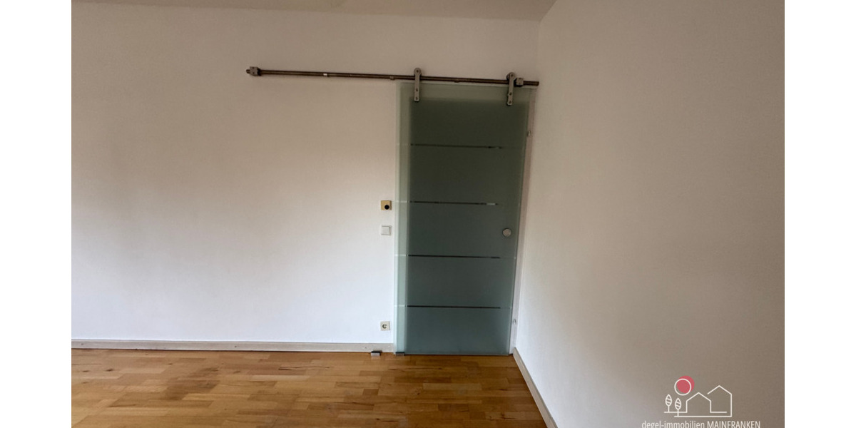 Etagenwohnung Schweinfurt Nordwestlicher Stadtteil - 4 Zimmer, 84 m&sup2;, 820&euro; | Angebot:25796508