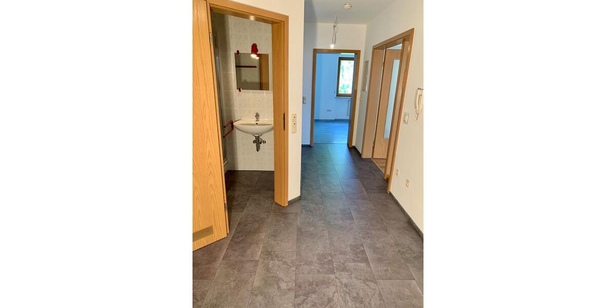 Etagenwohnung Volkach - 3 Zimmer, 91 m&sup2;, 349.000&euro; | Angebot:27002249