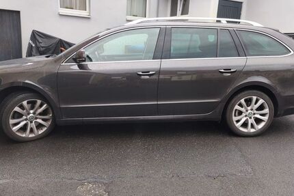 Skoda Superb 173.000 km 5.999 &euro; Bad Kissingen 97688