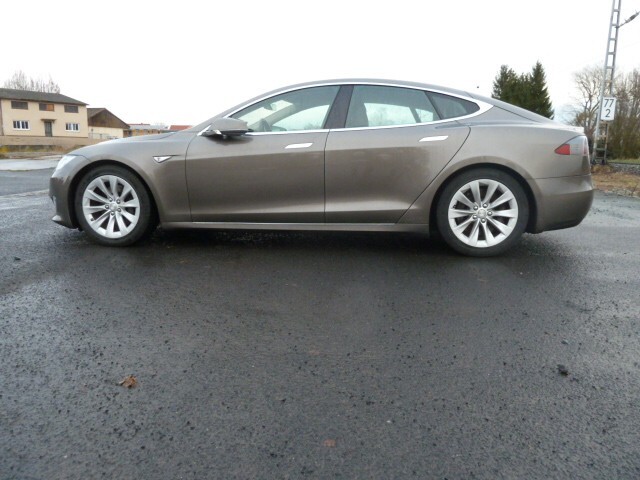 Tesla Model S 98.000 km 35.490 &euro; Bergtheim 97241
