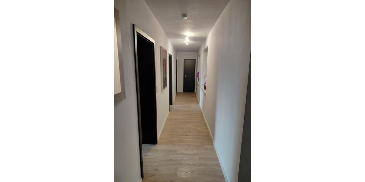 Erdgeschoßwohnung Sulzfeld - 3 Zimmer, 96 m&sup2;, 290.000&euro; | Angebot:24976792
